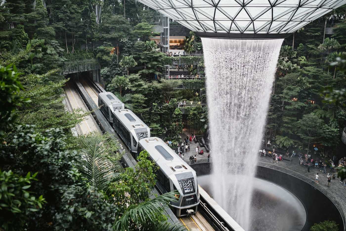 Hotels Near Changi Airport (SIN)